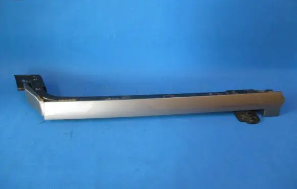 Nissan Townstar Sliding door bottom rail 777614419R 63203225