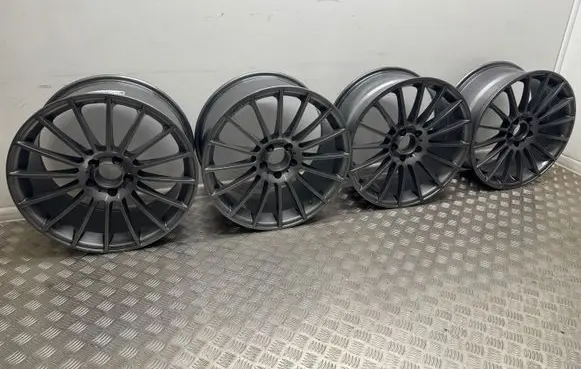Mercedes-Benz C W204 R19 alloy rim