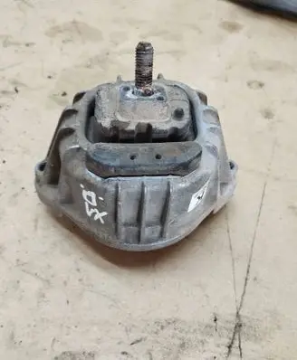 BMW X1 E84 Engine mount bracket 13981112