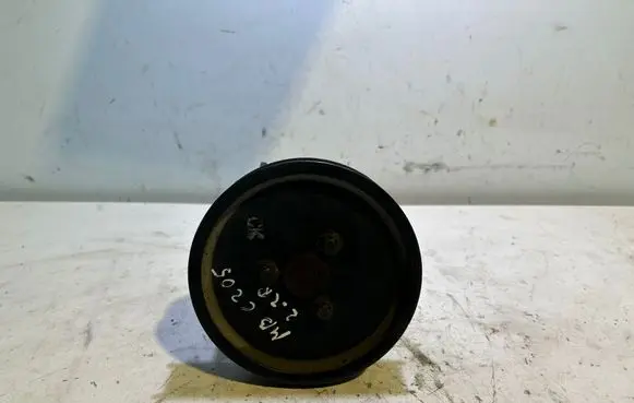 Mercedes-Benz C W203 Power steering pump A0044661301