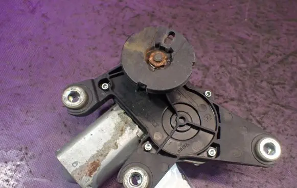 Renault Espace - Grand espace IV Rear window wiper motor 8200031085D