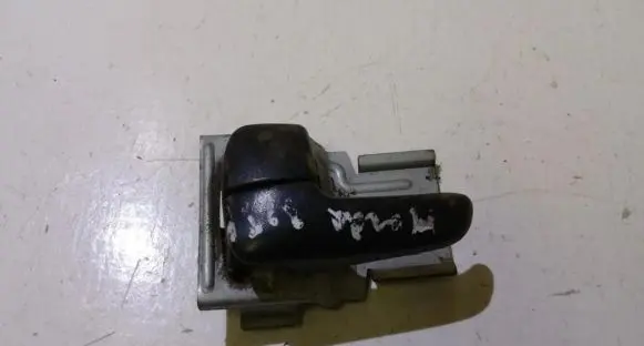 Mazda 323 F Front door interior handle dh20i