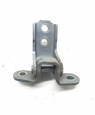 Toyota Verso Front door upper hinge