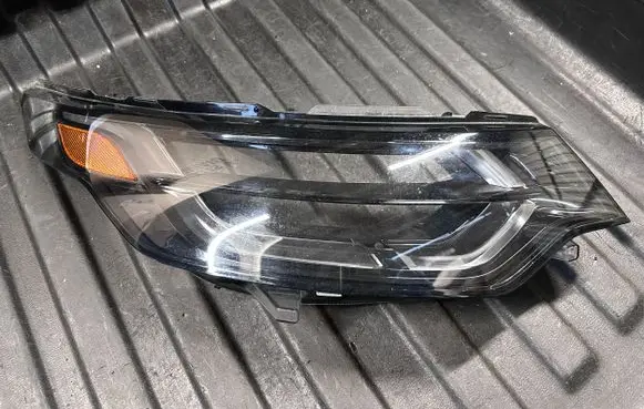 Land Rover Discovery 5 Headlight lense 90105638 5141410