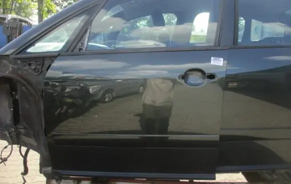 Audi A2 Front door