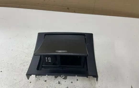 Mercedes-Benz E W212 Ashtray (rear) A2126803850