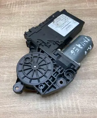Volkswagen Touareg I Rear door window regulator motor 3D0959795C 7L0959703B