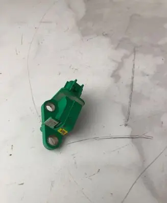 Audi A4 S4 B8 8K Airbag deployment crash/impact sensor 1K0909606C 5WK43544