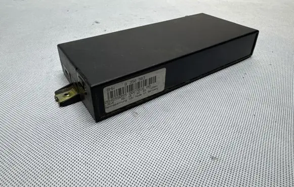 BMW 5 E34 Comfort/convenience module 8350583 084659055