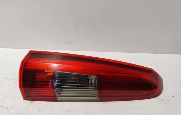 Volvo V70 Rear/tail lights 9154493