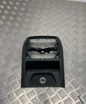 BMW X3 G01 Other center console (tunnel) element 6813111 1359695