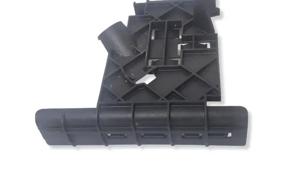 Volkswagen PASSAT B8 Engine control unit holder 5Q0906507F