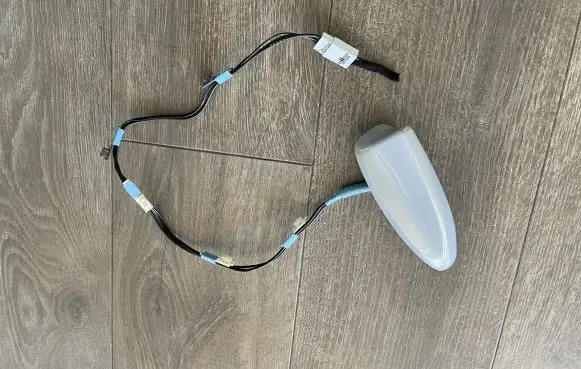 Honda HR-V Aerial GPS antenna 8A1503M0