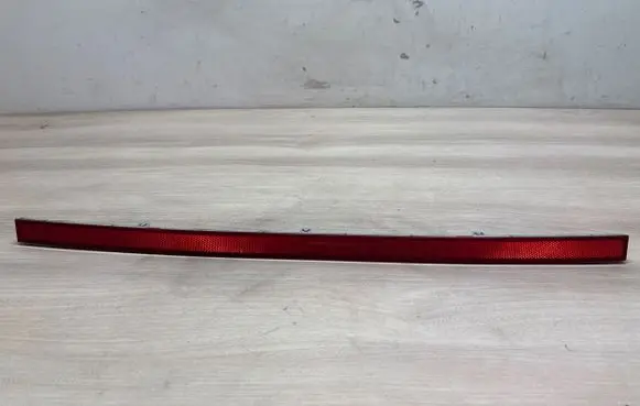 Rear tail light reflector