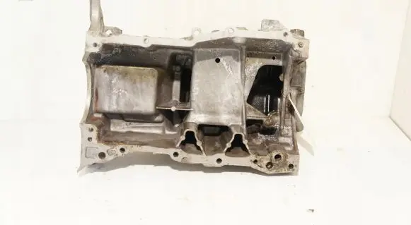 Lexus CT 200H Oil sump 1140050131