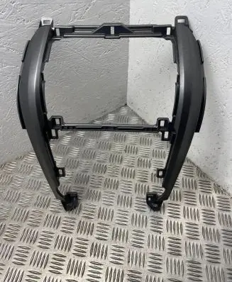 Honda CR-V Dashboard center trim panel 77250SWAA0