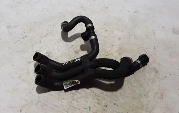 BMW 5 F10 F11 Engine coolant pipe/hose 8573156