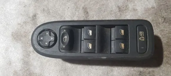 Citroen C5 Electric window control switch 96599973XT