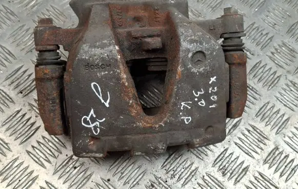 Front brake caliper