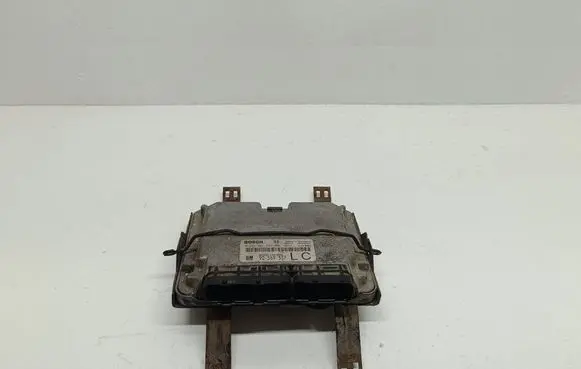 Opel Sintra Engine control unit/module 90569337 28SA3540 0281001637
