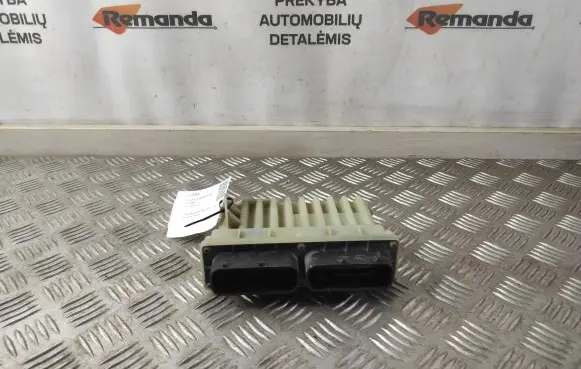 Opel Zafira A Coolant fan relay 24462346 15408375