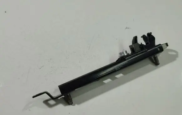 Opel Zafira A Seat belt adjustment rail 090560650