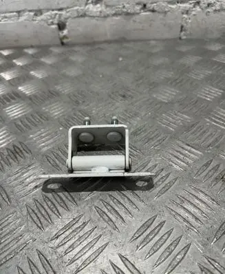 KIA Sorento Tailgate/trunk/boot hinge
