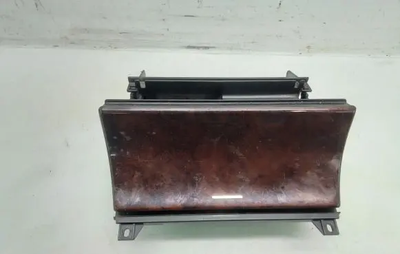 Mercedes-Benz E W210 Car ashtray