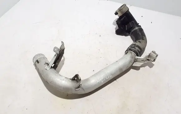 Volvo XC60 Intercooler hose/pipe 31370288