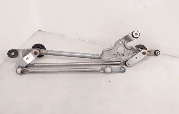 Honda Civic X Front wiper linkage 