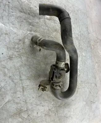 Toyota Land Cruiser (HDJ90) Coolant heater control valve 