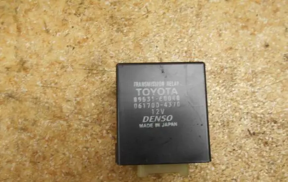Toyota Land Cruiser (J100) Other control units/modules 8953160040