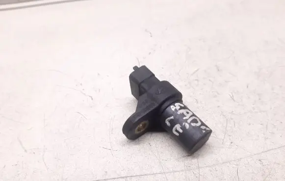 KIA Sorento Camshaft position sensor 393504A000