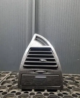 Dash center air vent grill
