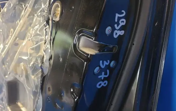 Mitsubishi Mirage VI G4 Attrage Front door lock 5715A864