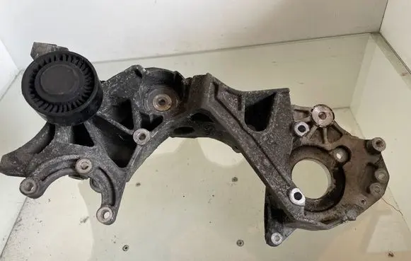 Audi A4 S4 B8 8K Generator/alternator bracket 03L903139H