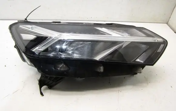Dacia Sandero III Headlight/headlamp 260101949R