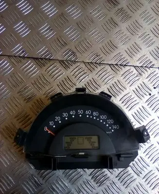 Smart ForTwo I Speedometer (instrument cluster) 001184V015