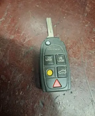 Volvo V70 Ignition key/card 