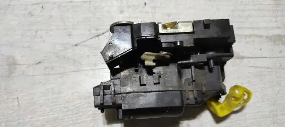 Dacia Duster Rear door lock 1306123223