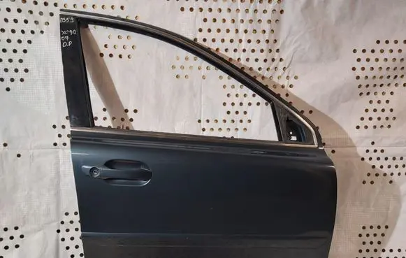 Volvo XC90 Front door