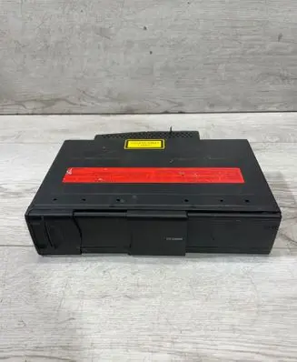 BMW 3 E90 E91 CD/DVD changer 6986077 021007 2006APMARCH