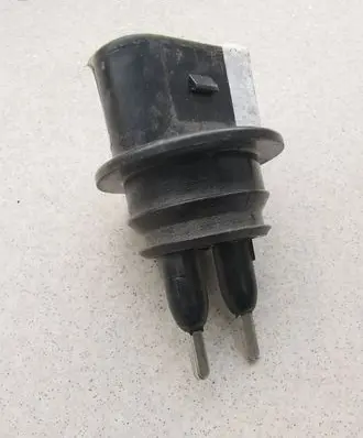 Audi A4 S4 B8 8K Windshield washer fluid level sensor 7M0919376
