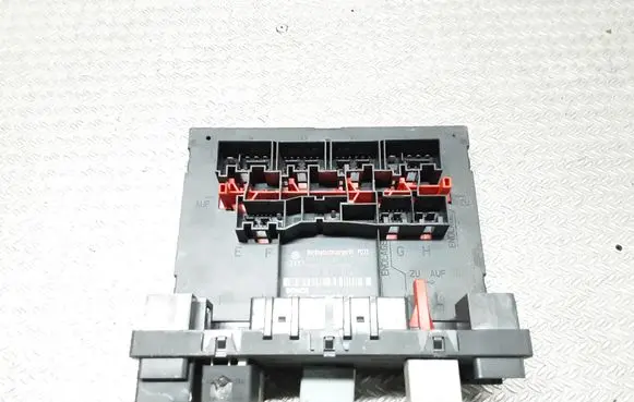 Volkswagen Golf V Comfort/convenience module 1K0937049S