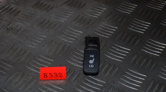 Honda CR-V Seat heating switch M32045