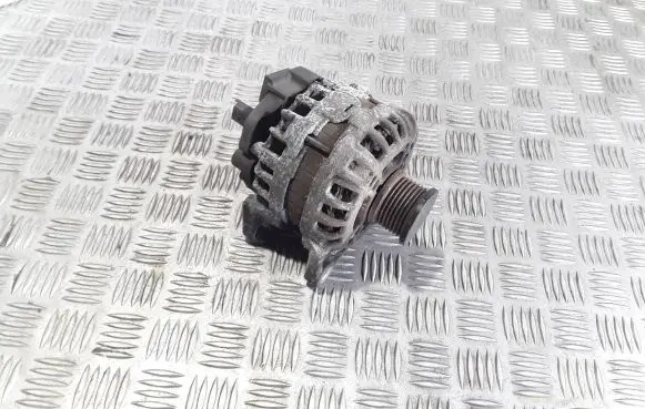 Renault Twingo III Generator/alternator 231005424R