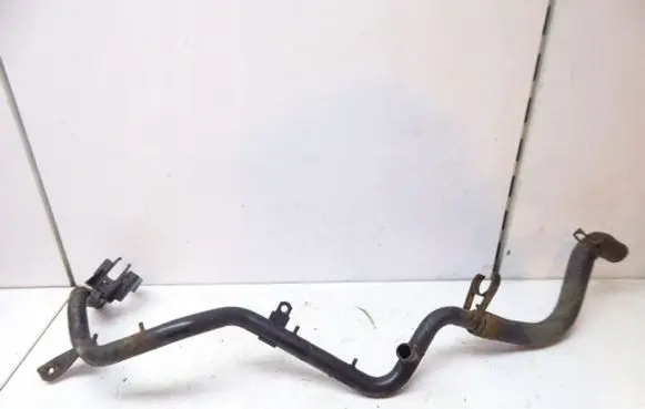 Volkswagen Golf III Engine coolant pipe/hose 357971899F