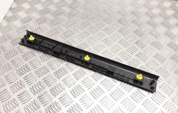 Ford Focus Front sill trim cover BM51A13201A