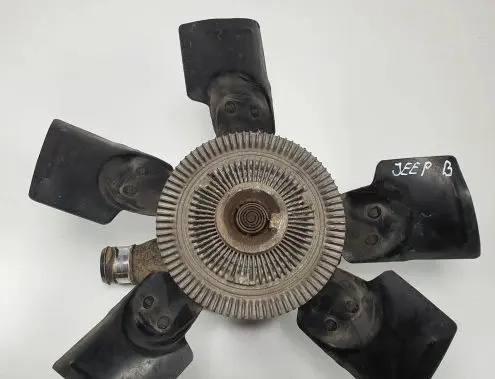 Jeep Grand Cherokee Water pump 53020135