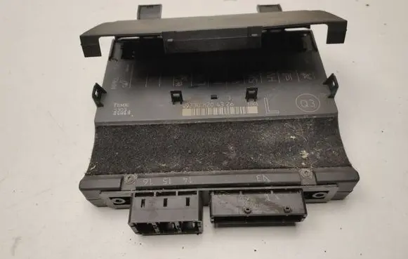 Mercedes-Benz SL R230 Seat control module A2308204326